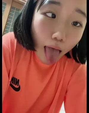 《국산 린유 5대1 갱뱅 커피스타킹 몸싸 1편》  국산야동 한국야동