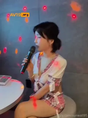 팬슬리 코인 노래방녀  국산야동 한국야동