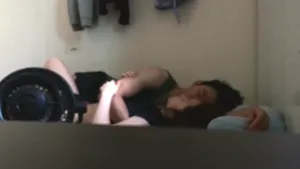 좁은 자취방 주말 데이트 슬렌더커플  한국야동 국산야동
