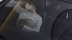 중년 불륜 온몸에 땀이 날 정도로 열심히 하네  한국야동 국산야동